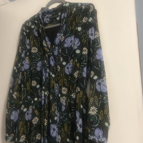 Banana Republic Button front, tie neck dress. Sz Small. - Picture 3 of 5